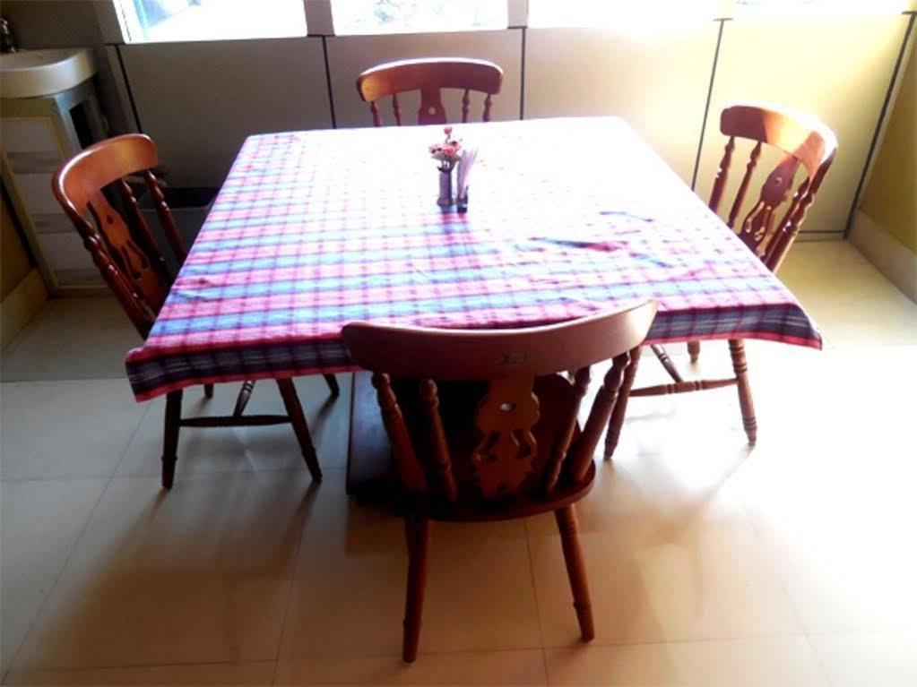Hotel Caveri Madikeri Zewnętrze zdjęcie
